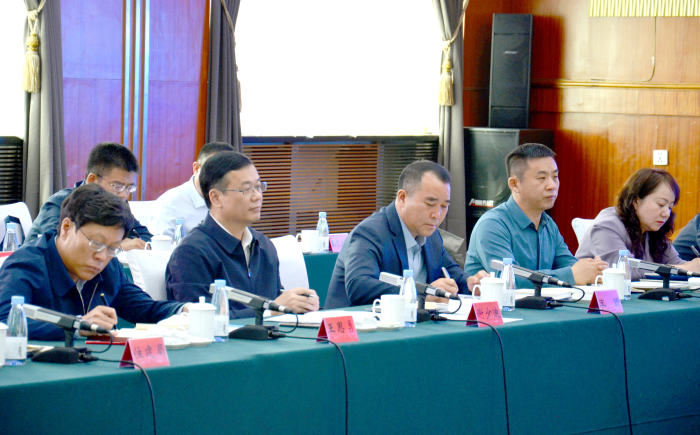 1684128634234032593.png 嚴(yán)介和理事長(zhǎng)同新疆阿勒泰地委書(shū)記謝少迪會(huì)談3.png