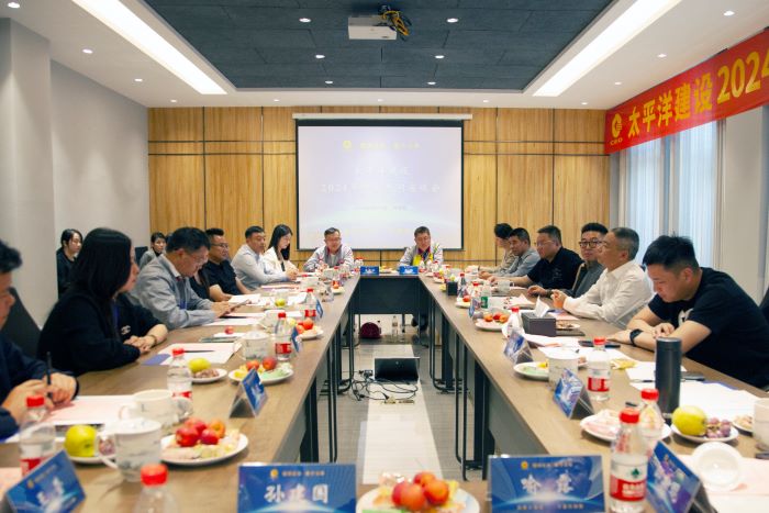 03 在新疆昌吉州呼圖壁縣農(nóng)田水利建設(shè)工程項(xiàng)目現(xiàn)場2.jpg